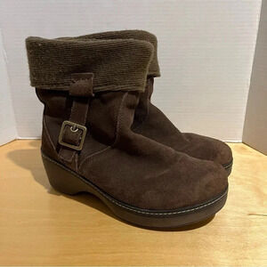 Crocs 11554 Cobbler Brown Leather Suede Fold Over Ankle Slip On Boots Women's 10